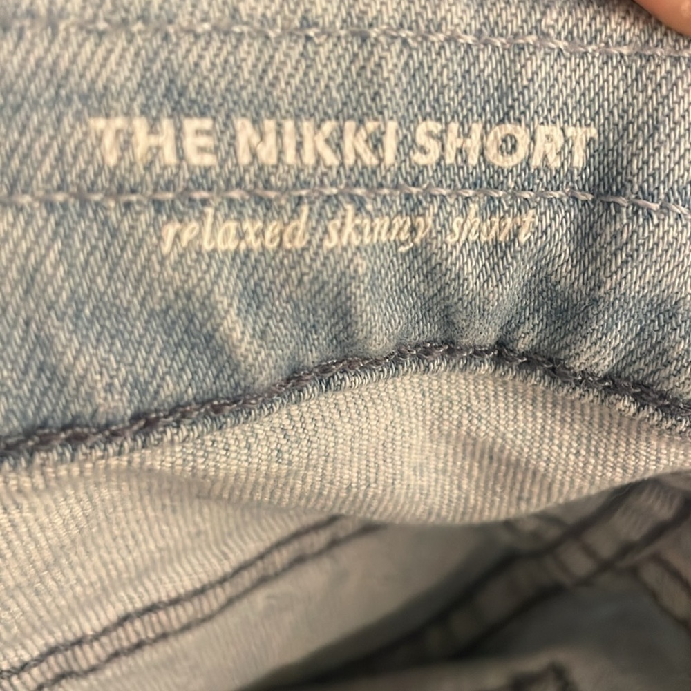 AG Denim Nikki Mid Rise Relaxed Cutoff Skinny Jean Shorts size 28 Woman’s Summer - Picture 9 of 11